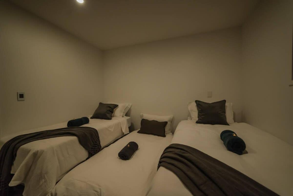 Stones Throw From The Stadium & Hot Tub كريستتشيرش المظهر الخارجي الصورة