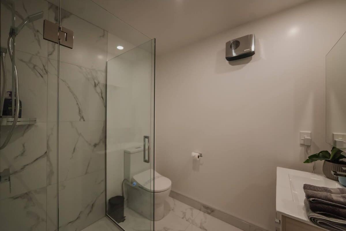 Stones Throw From The Stadium & Hot Tub كريستتشيرش المظهر الخارجي الصورة
