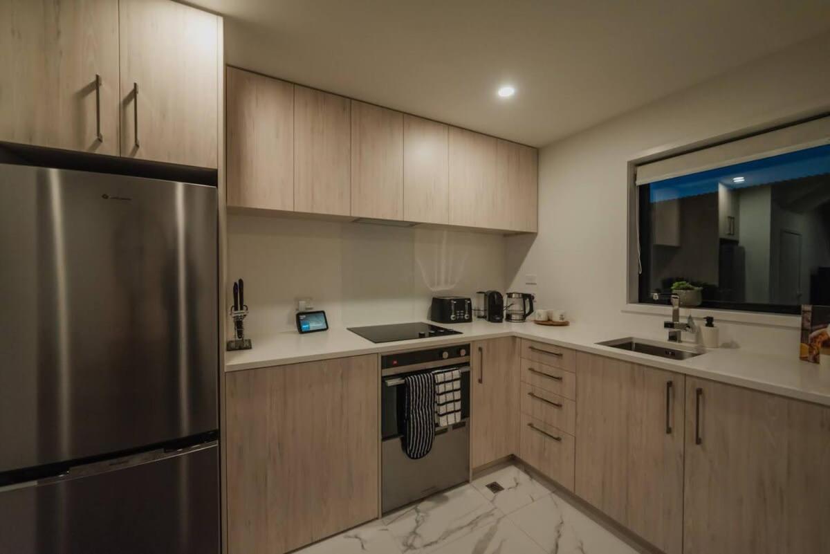 Stones Throw From The Stadium & Hot Tub كريستتشيرش المظهر الخارجي الصورة